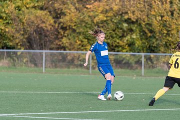 Bild 38 - F SSC Hagen Ahrensburg - SV Frisia 03 Risum-Lindholm : Ergebnis: 2:0